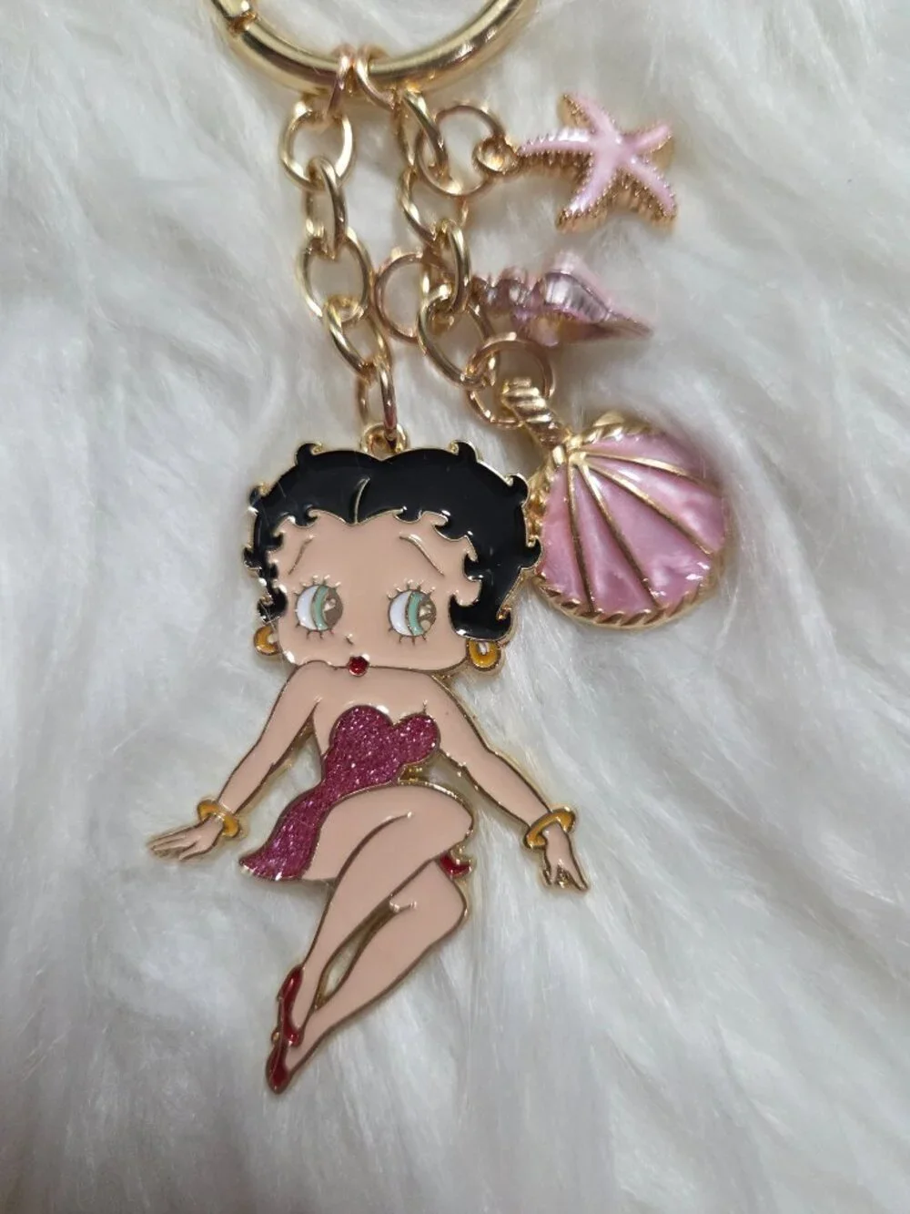 Betty Boop with Seashell Accent Keychain